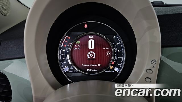 Fiat 500 2015 — photo 11
