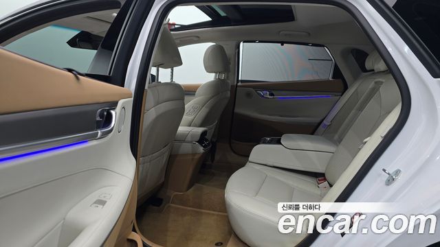 Hyundai Grandeur 2022 — photo 18