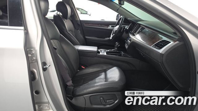 Hyundai Genesis 2015 — photo 11