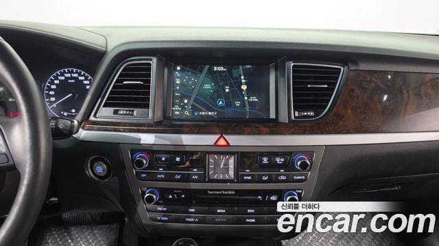 Hyundai Genesis 2015 — photo 13