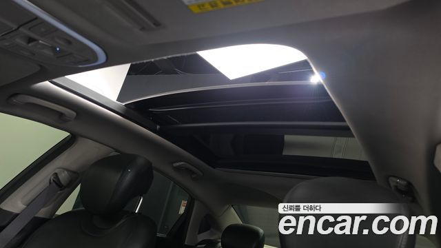 Hyundai Genesis 2015 — photo 18