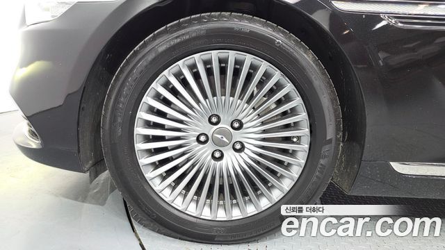 Genesis G90 2019 — photo 5