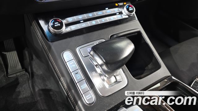 Genesis G90 2019 — photo 9