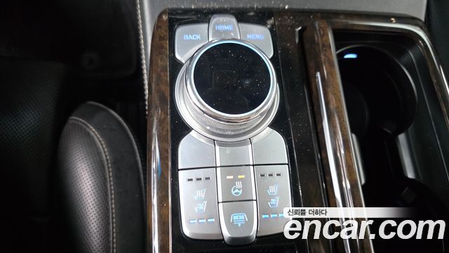 Genesis G90 2019 — photo 17