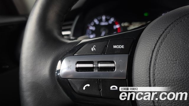 Kia K7 2020 — photo 23
