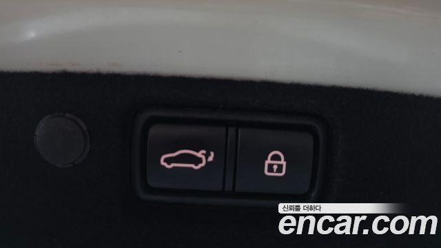 Kia K7 2020 — photo 24