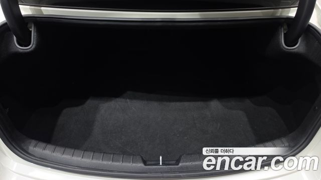 Kia K7 2020 — photo 25
