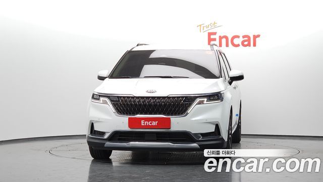 Kia Canival 2021 — photo 3