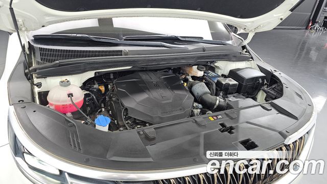 Kia Canival 2021 — photo 6