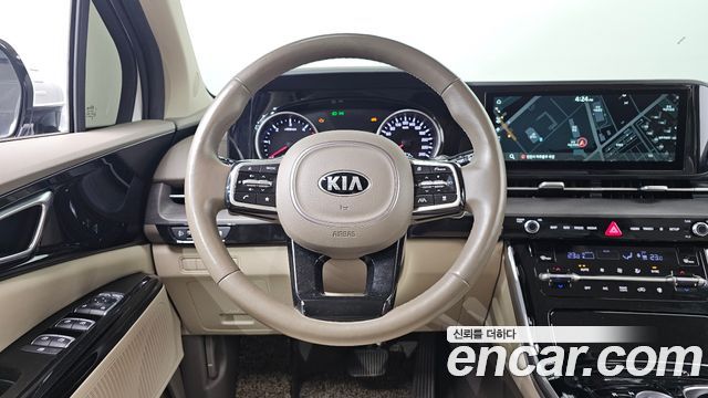 Kia Canival 2021 — photo 13