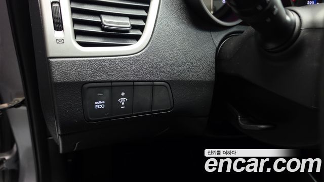 Hyundai AVANTE 2012 — photo 29