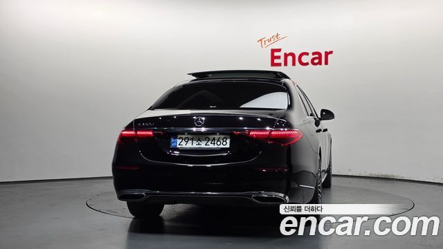 Mercedes-Benz S-Class 2022 — photo 4