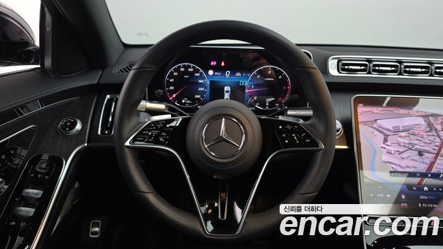 Mercedes-Benz S-Class 2022 — photo 18