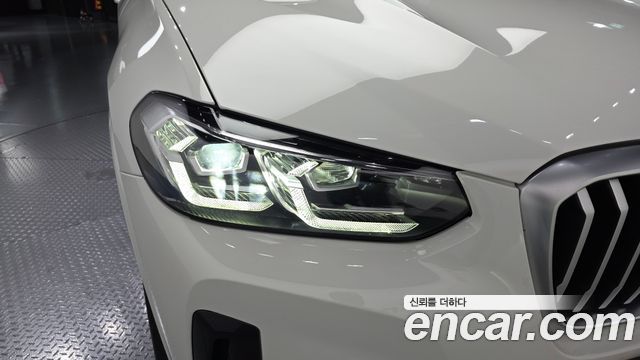 BMW X3 2023 — photo 8
