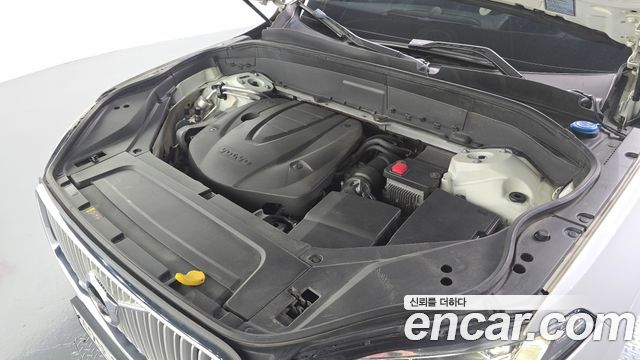 Volvo XC90 2019 — photo 6