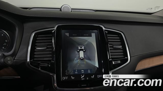 Volvo XC90 2019 — photo 20