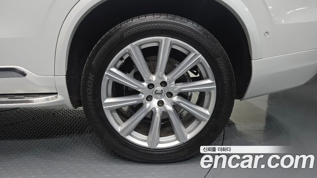 Volvo XC90 2019 — photo 7