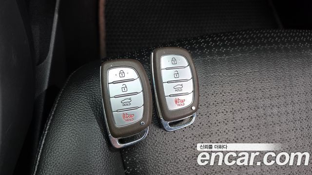 Hyundai AVANTE 2014 — photo 24