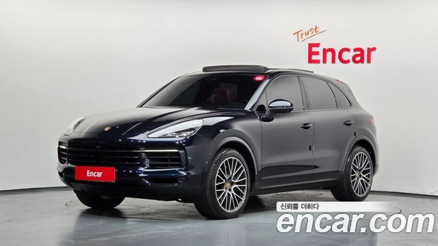 Porsche Cayenne 2021 — photo 1