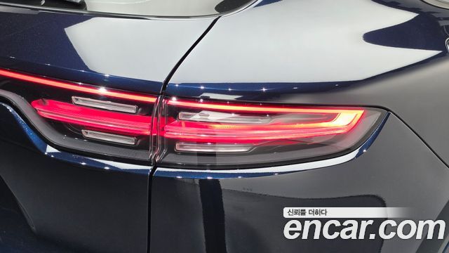 Porsche Cayenne 2021 — photo 9