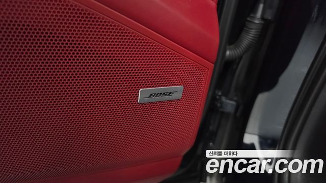 Porsche Cayenne 2021 — photo 36
