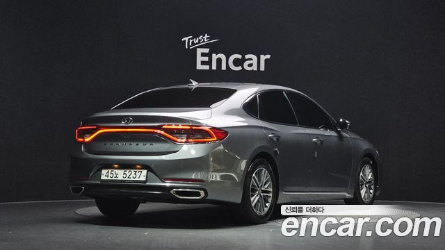 Hyundai Grandeur 2018 — photo 2