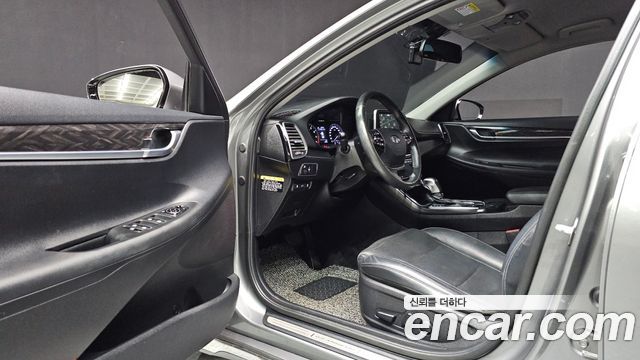 Hyundai Grandeur 2018 — photo 10