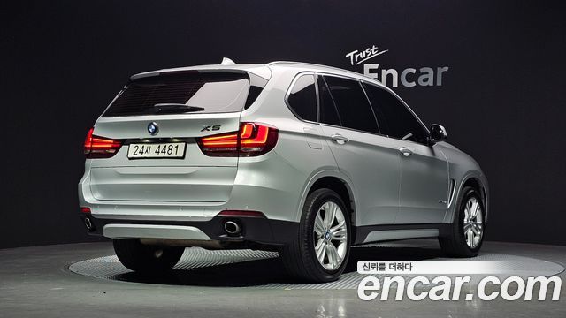 BMW X5 2015 — photo 2