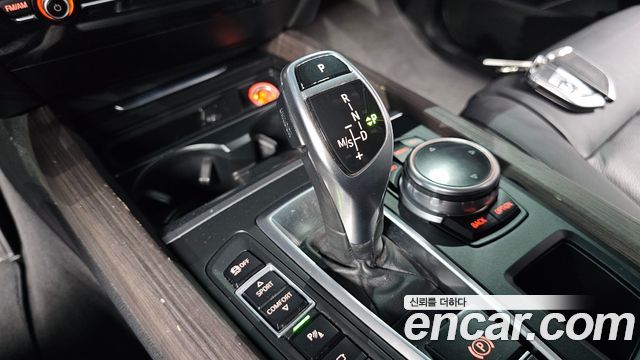 BMW X5 2015 — photo 9