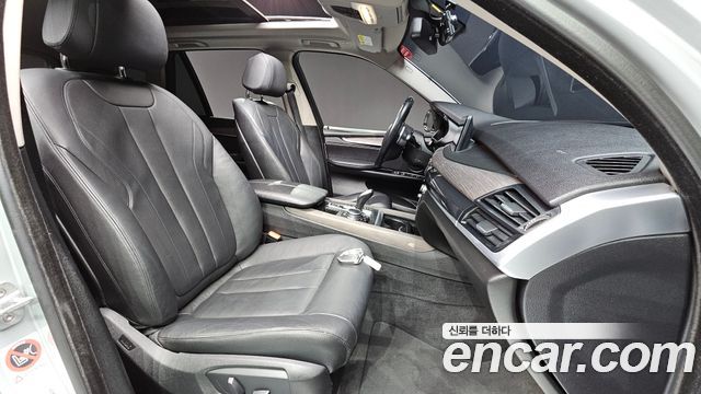 BMW X5 2015 — photo 10