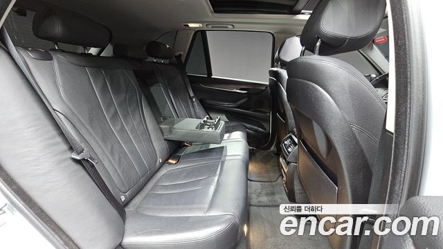 BMW X5 2015 — photo 18