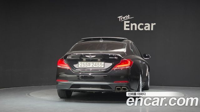 Genesis G70 2019 — photo 4
