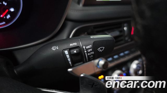 Genesis G70 2019 — photo 13