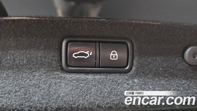 Genesis G70 2019 — photo 20