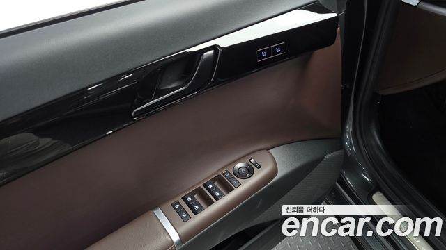 Hyundai Grandeur 2023 — photo 18