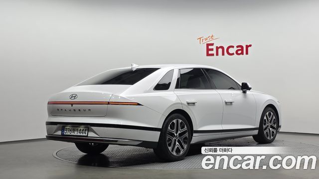 Hyundai Grandeur 2023 — photo 2