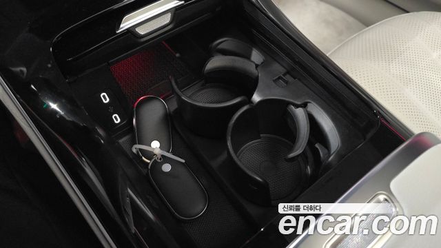 Mercedes-Benz EQE 2026 — photo 24