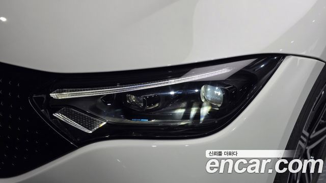 Mercedes-Benz EQE 2026 — photo 8