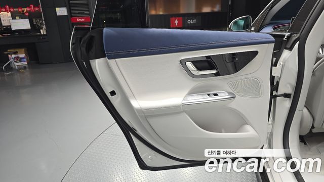 Mercedes-Benz EQE 2026 — photo 15