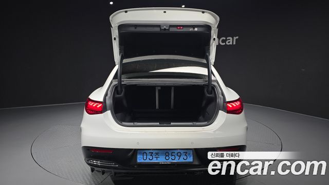 Mercedes-Benz EQE 2026 — photo 35