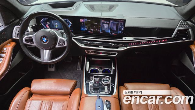 BMW X7 2023 — photo 10
