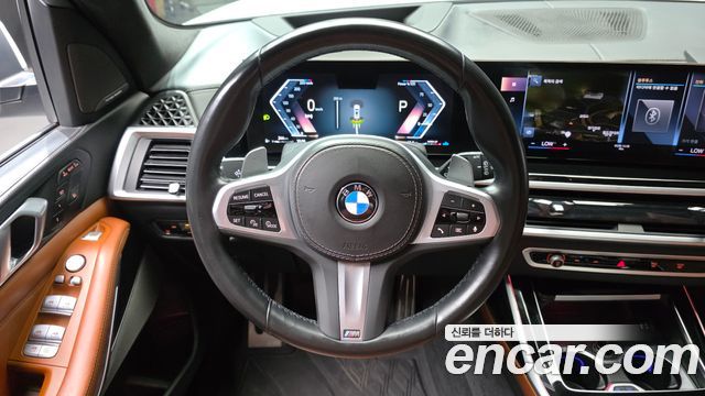 BMW X7 2023 — photo 19