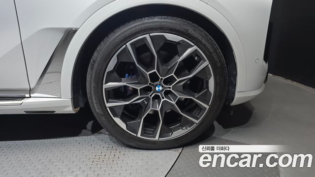 BMW X7 2023 — photo 7