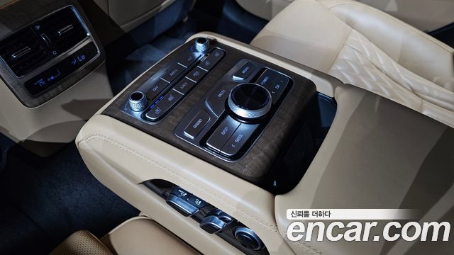Kia K9 2024 — photo 28