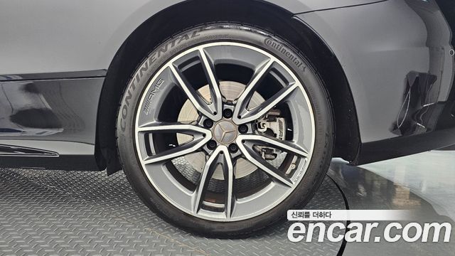 Mercedes-Benz C-Class 2021 — photo 7
