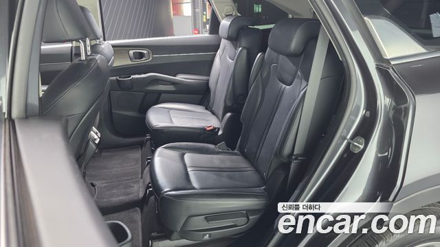 Kia Sorento 2021 — photo 16