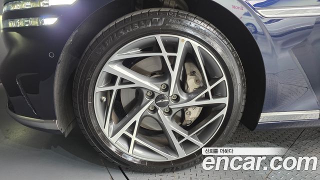 Genesis G90 2023 — photo 5