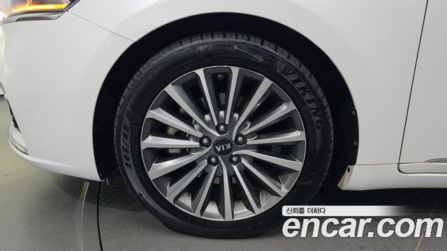Kia K7 2017 — photo 5