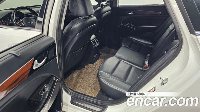 Kia K7 2017 — photo 17