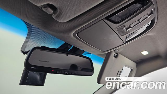 Kia K7 2017 — photo 23